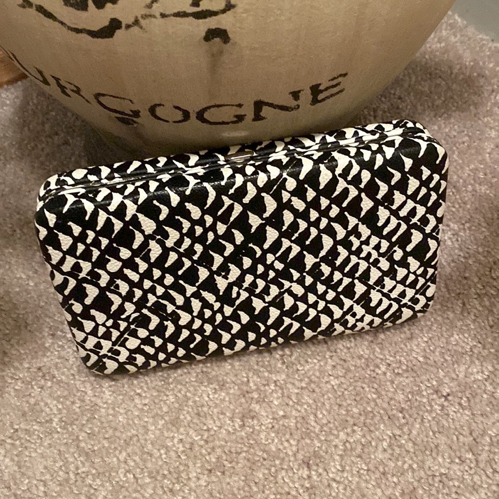 Black and White Geometric Clutch/Wallet